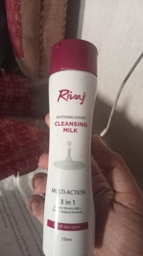 Customer photo review of Cleansing Milk (150ml)