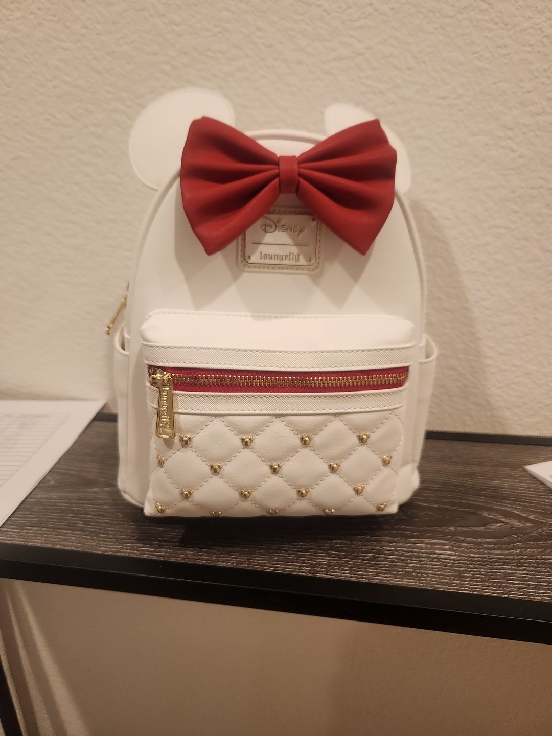 Customer photo review of 707 Street Exclusive - Loungefly Disney The Minnie Mouse Classic Series Mini Backpack - The Sweetheart