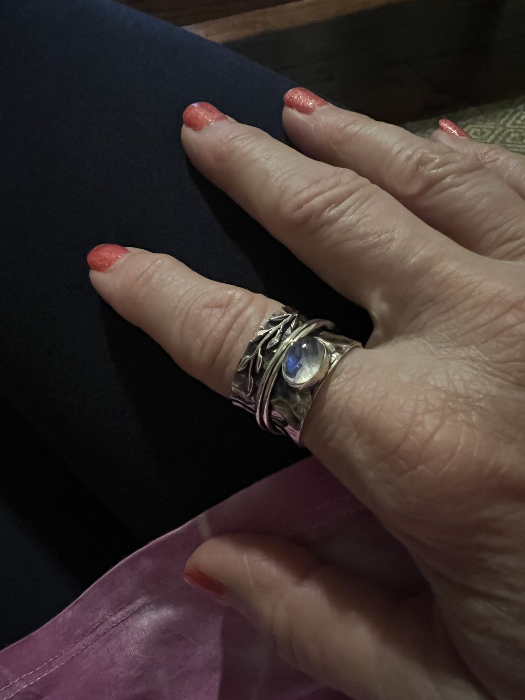 Customer photo review of Aquamarine Leaf Spinner ring Sterling Silver