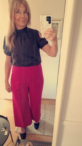Customer photo review of Bluzka z odkrytymi ramionami w jednolitym kolorze