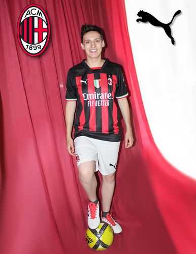 Customer photo review of MAGLIA MILAN HOME 2022/23