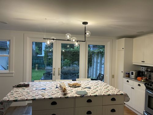 Customer photo review of Modern Design 6-Light Linear Bubble Chandelier