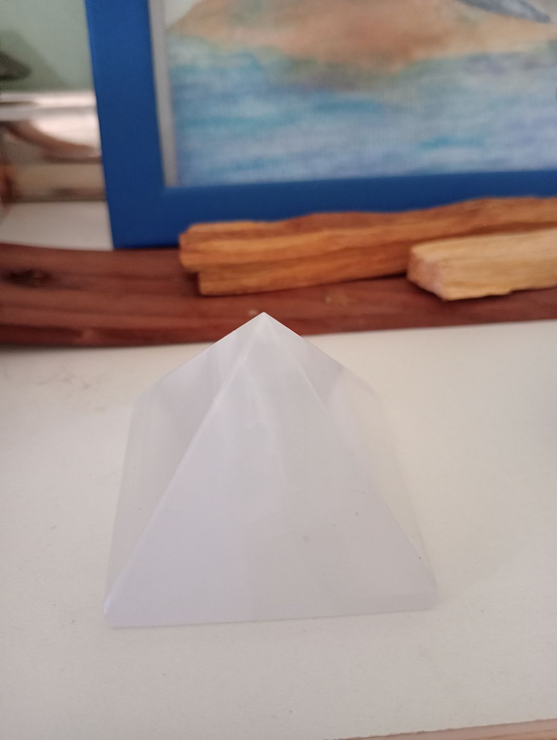 Customer photo review of Pirámide de selenita | Bienestar - Tranquilidad