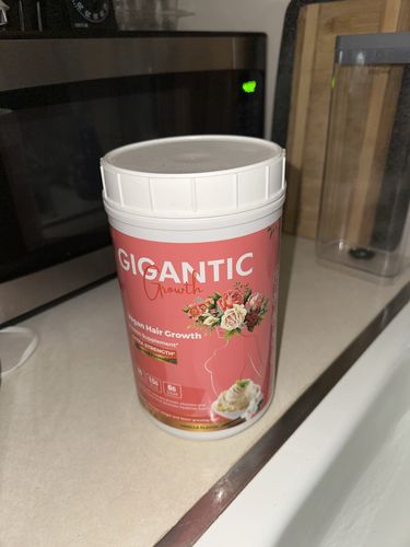 Customer photo review of Gigantic Hair Growth Vegan Shake