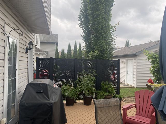 Customer photo review of Privacy Screen (Maui)