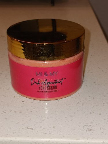 Customer photo review of D Appointment Yoni Scrub