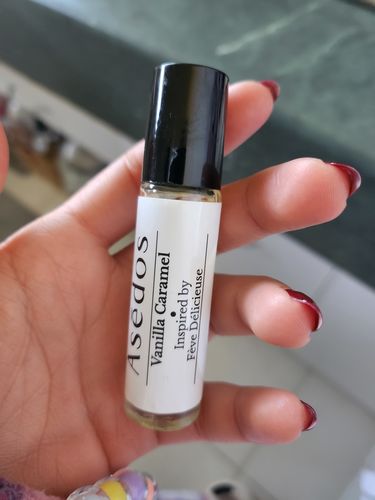 Customer photo review of VANILLA CARAMEL PERFUME OIL