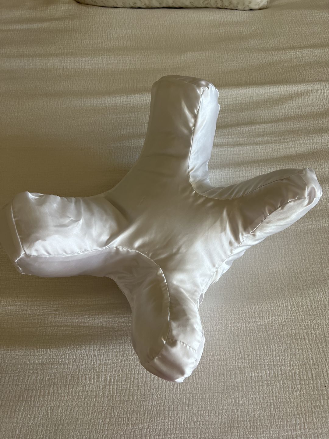 Customer photo review of NEW Flawless Face Pillow Cloud + FREE White Satin Pillowcase