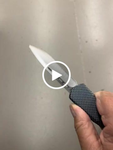 Customer video review of Carbon Fiber Ghost D/A OTF (Multiple Blade Styles Available)