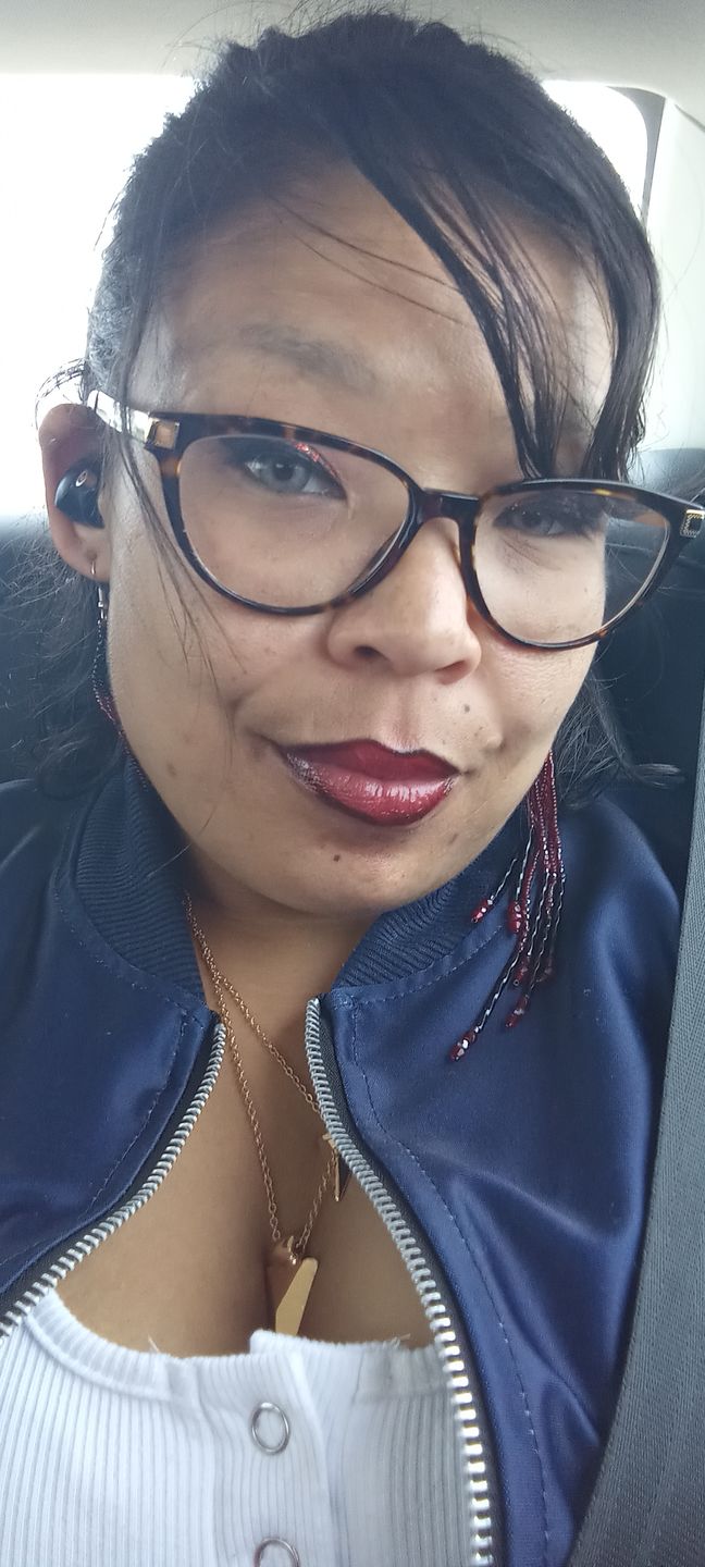 Customer photo review of Galor Blue Colored Contact Lenses