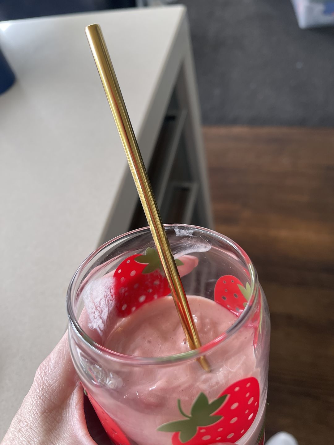 Customer photo review of Golden Reusable Straw Set