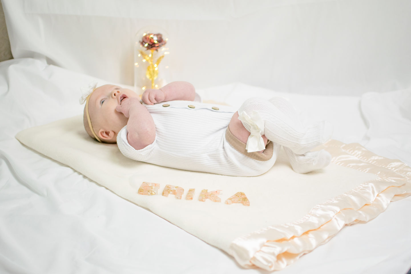Customer photo review of Knee-high Luxe Cable Knit Socks with Bows - White