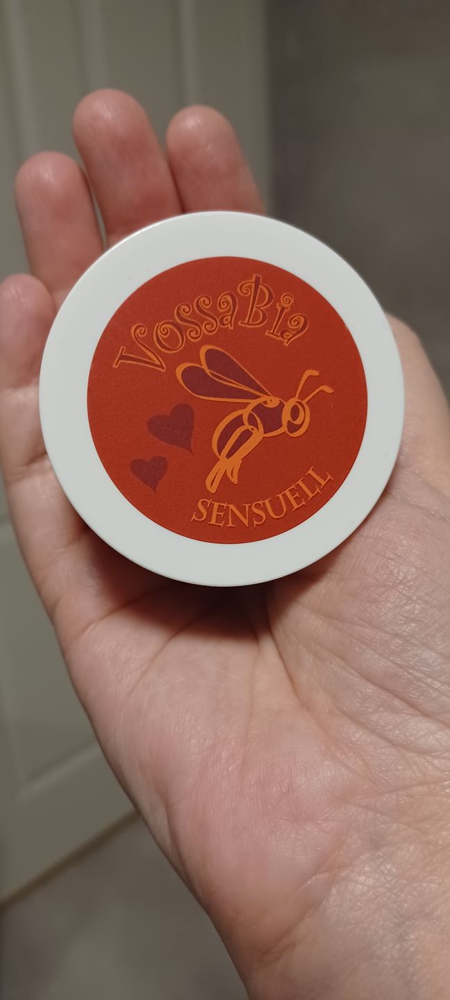 Reseña fotográfica de un cliente sobre la pomada Sensuell