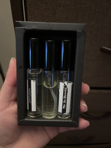 Customer photo review of Men's Cologne Mini Set