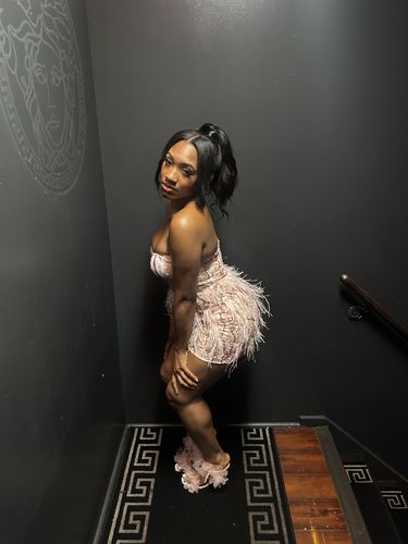 Customer photo review of Evie Mini Dress
