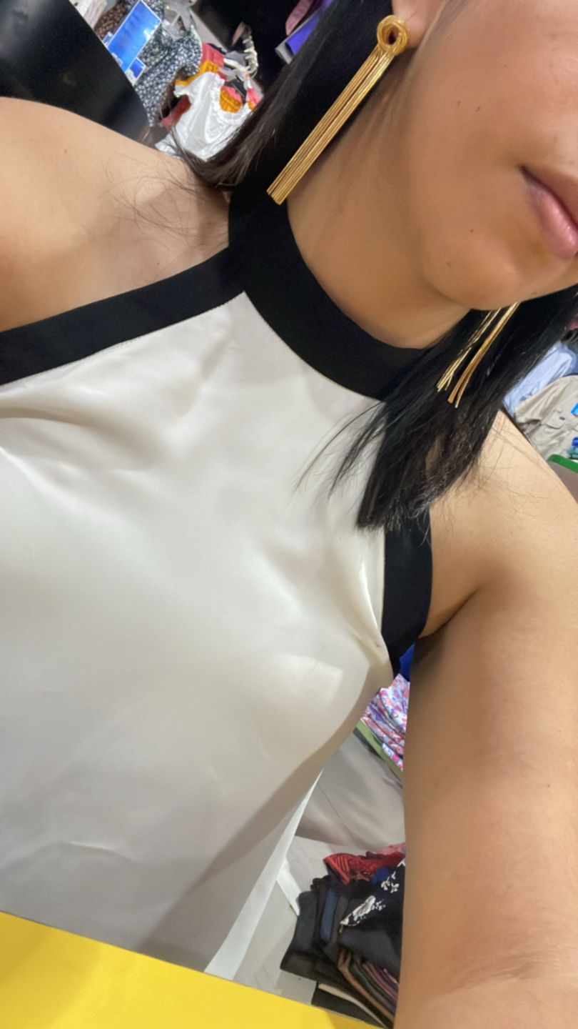 Customer photo review of Nudo Earrings