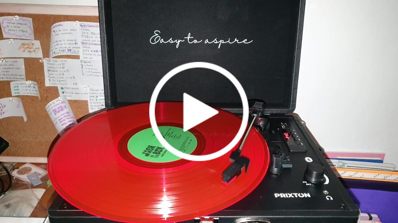 Customer video review of J-HOPE - 1ST SINGLE ALBUM JACK IN THE BOX VINYL (LIMITED EDITION)