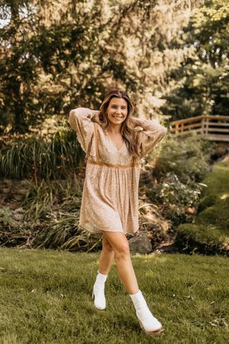 Customer photo review of WOMEN'S LONG SLEEVE RUFFLE V-NECK FLORAL MINI DRESS