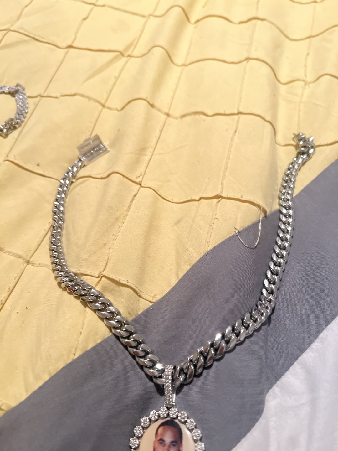 Customer photo review of VVS Moissanite Miami Cuban Chain Steel / .925 Silver