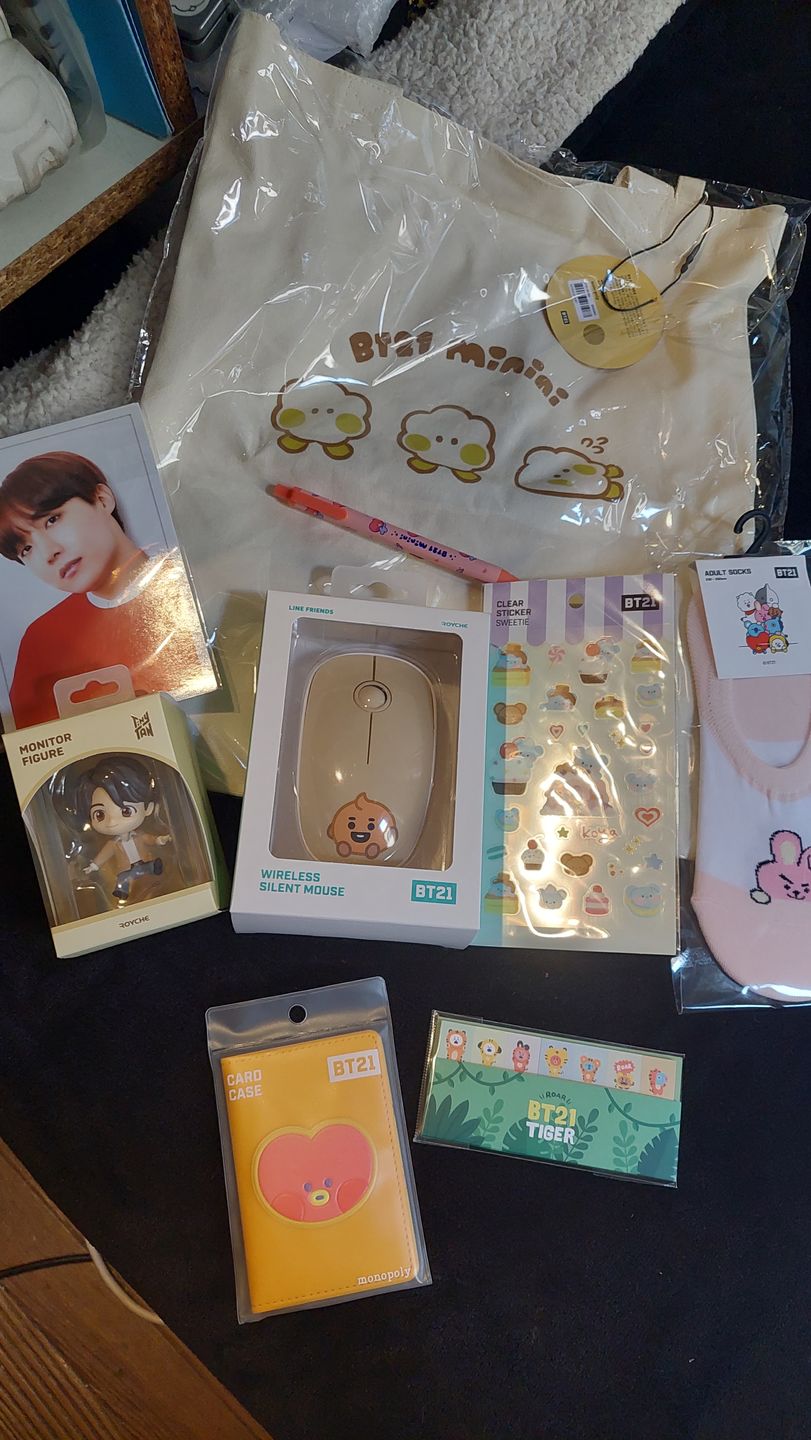 Customer photo review of BTS MYSTERY RANDOM BOX [RENEWAL VERSION]