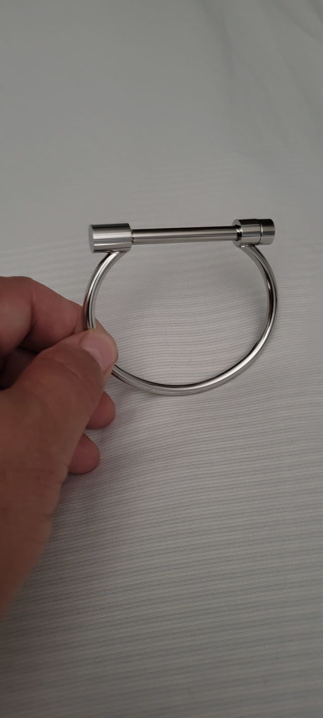 Customer photo review of Tabitha Stainless Steel Bar Bangle