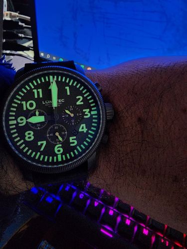 Customer photo review of Reloj Lum-Tec Combat B56 Chrono