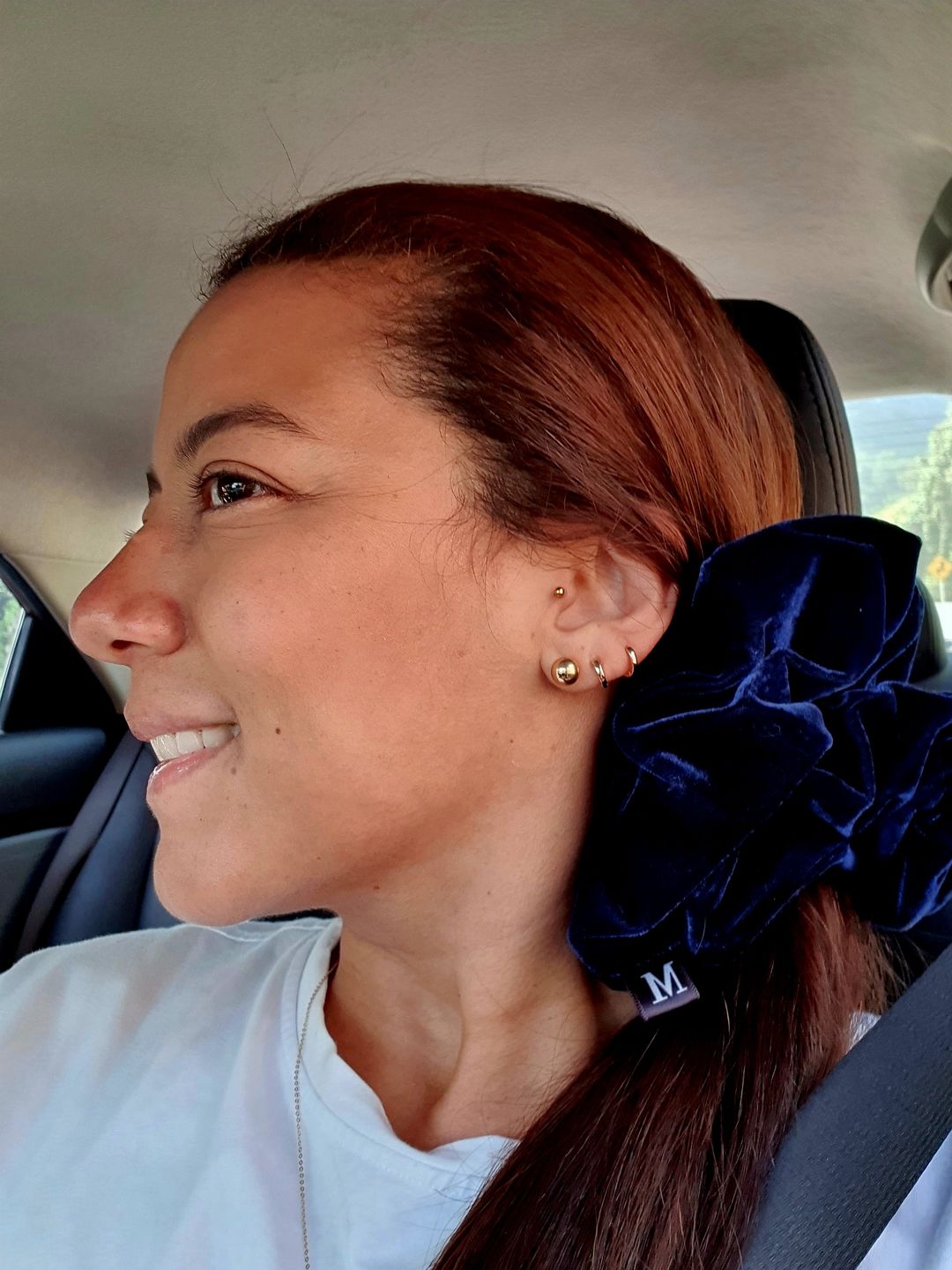 Customer photo review of CAMILA Oversized Scrunchie