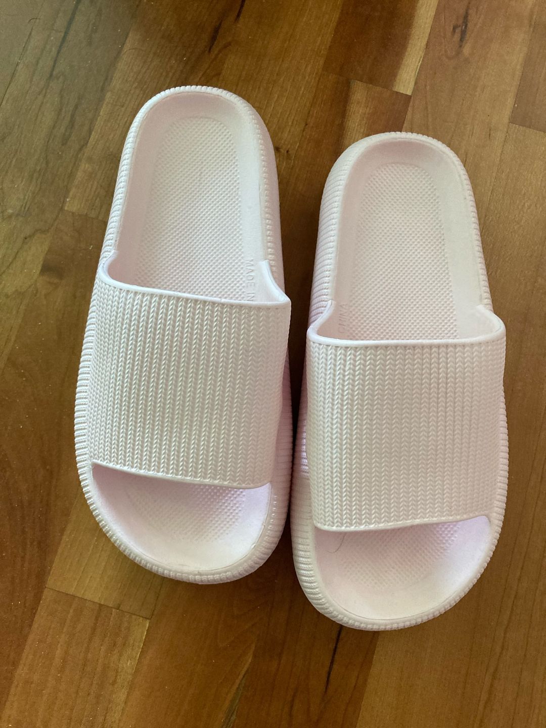 Customer photo review of Bliss Cloud Slides Sandals