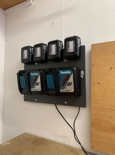Customer photo review of Wandhalterung für Makita Akkus und Ladegeräte