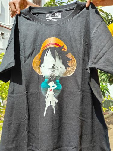 Customer photo review of Luffy The Pirate - One Piece T-shirt