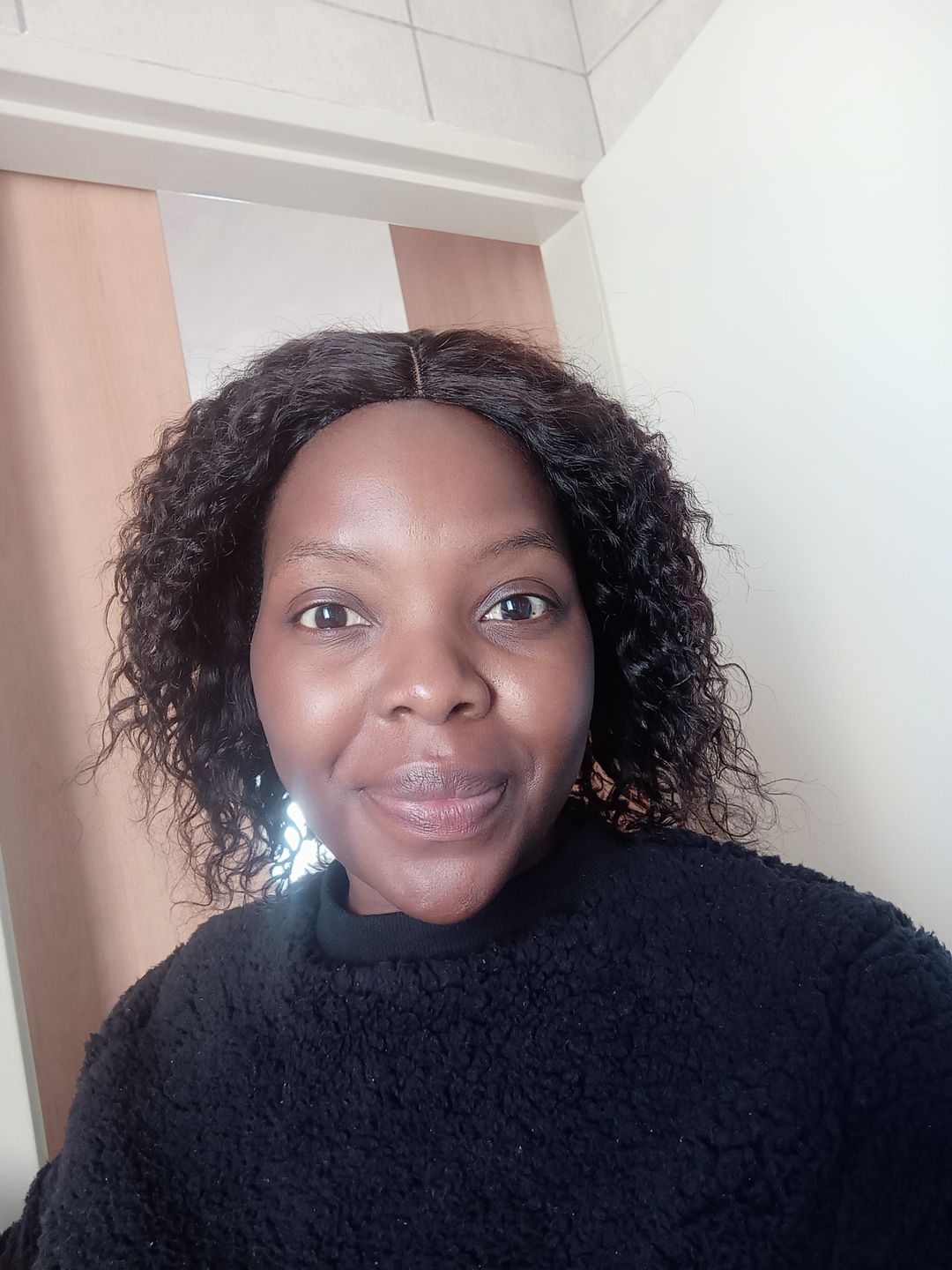 Customer photo review of Brazilian Middle Part 8inch Combo