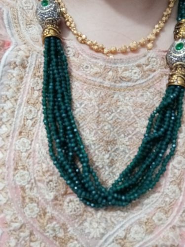 Customer photo review of Rubans Gold Plated Vintage Stone Studded  Faux Emerald Beads Embellished Multi Strand Necklace Set