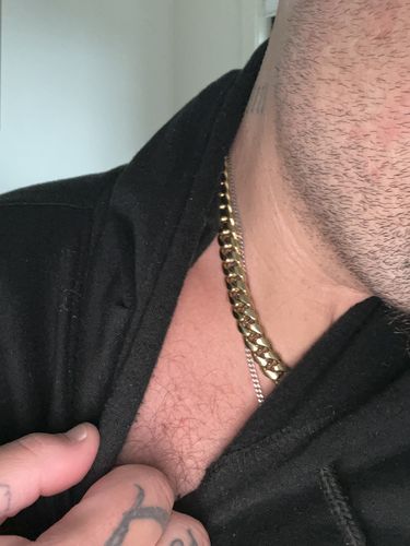 Customer photo review of 18k Gold Curb Cuban Chain