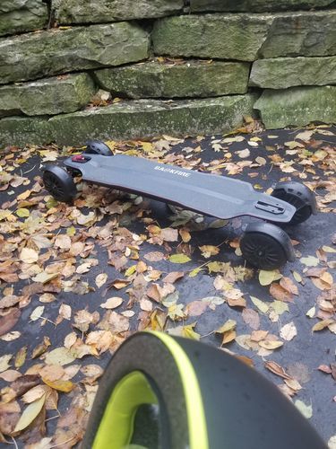 Customer photo review of Backfire Ranger X3 All Terrain Electric Skateboard with 1500W X2 Ultra High Power Ultra High Torque Motors and 12S High Voltage High Efficiency Electronic System