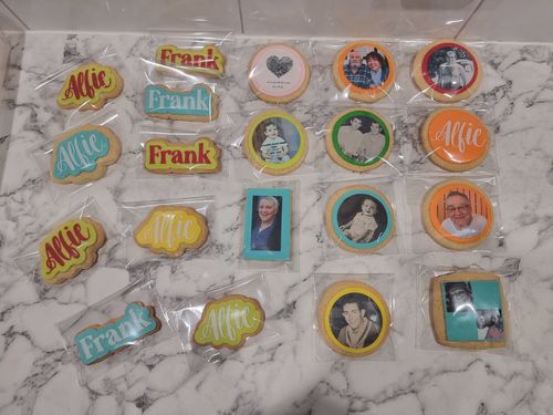 Customer photo review of 12 x 6.35 cm Round Standard Cookie Edible Icing Images