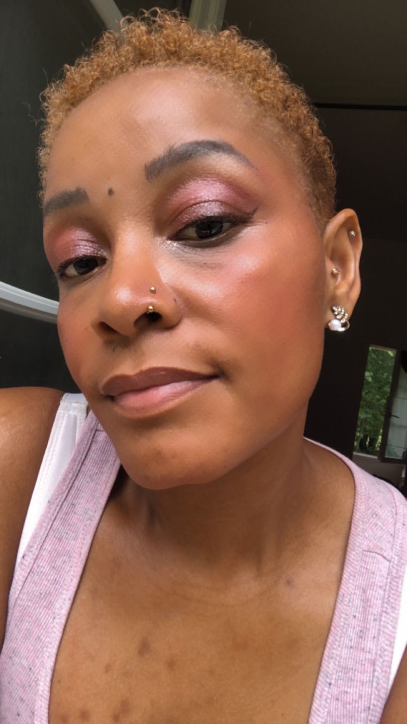 Customer photo review of Piercing Julia