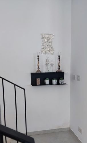 Customer photo review of מדף ספרים כפול