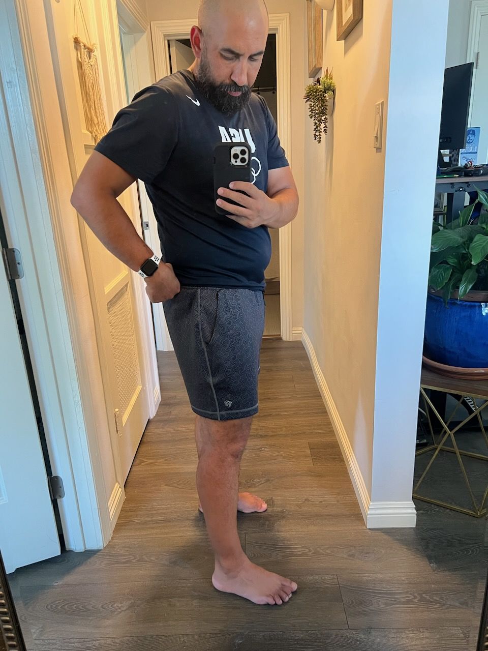 Customer photo review of Infinity Shorts 6 Inch