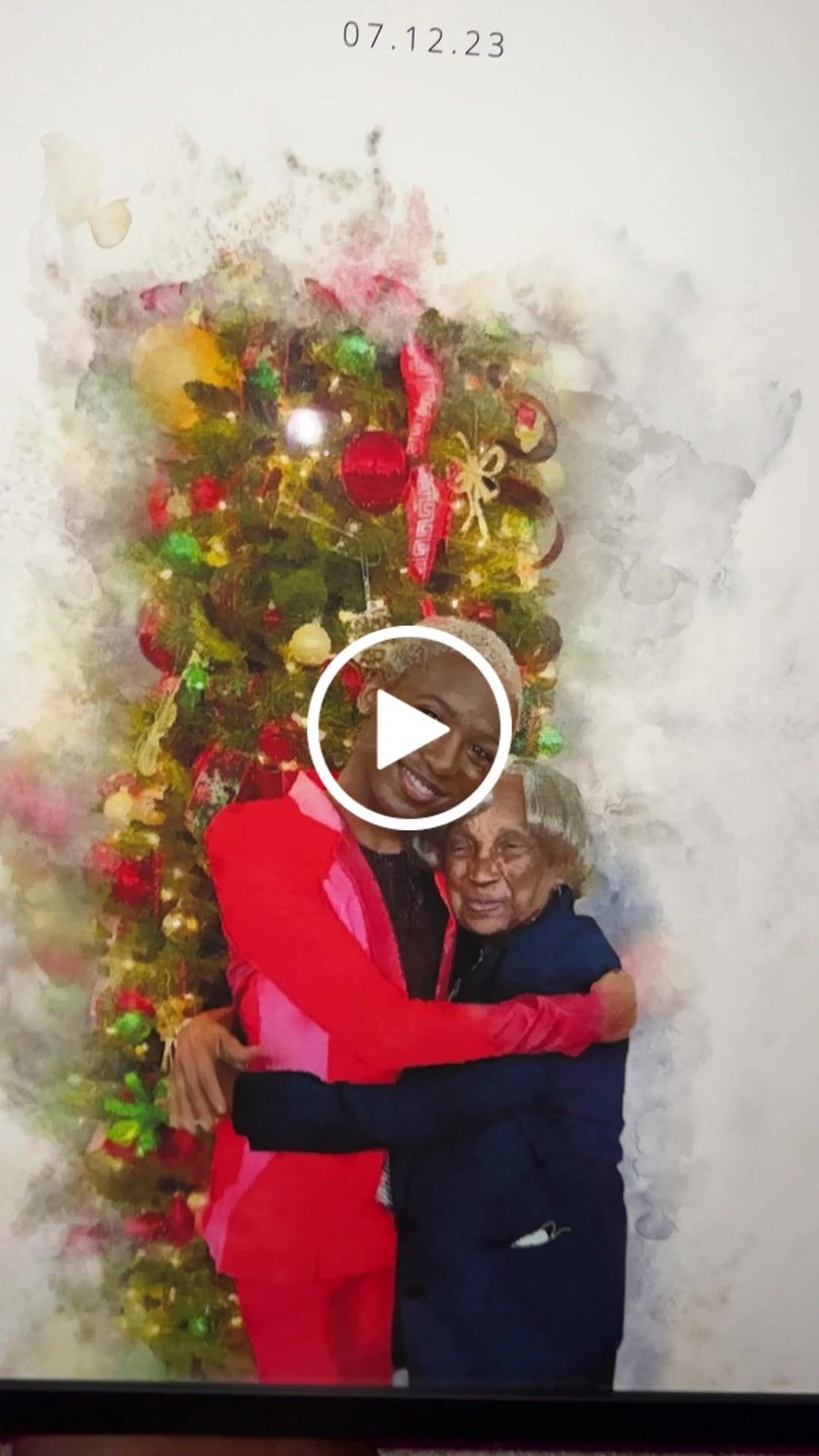 Customer video review of Custom Engagement Anniversary Couple Portrait