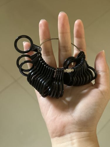 Customer photo review of B&CO Ring Sizer