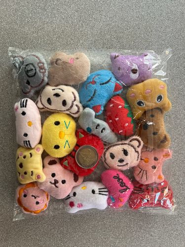 Customer photo review of Kawaii Mini Bunny Claw Machine Toy
