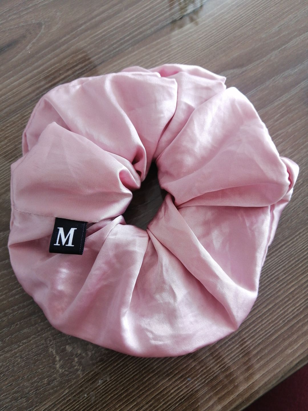 Customer photo review of Scrunchies Medianas