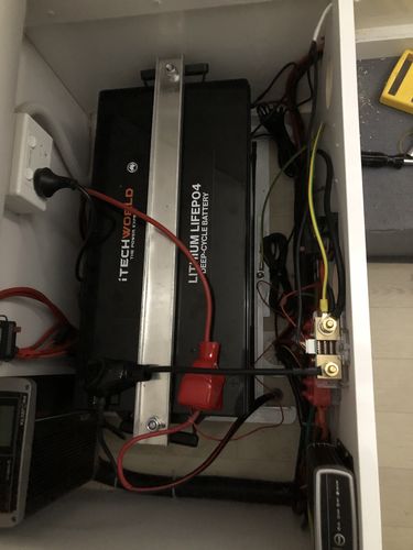 Customer photo review of 12v iTECH200 200Ah Lithium Battery - LiFePO4 Deep Cycle Camping RV Solar
