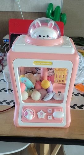 Customer photo review of Kawaii Mini Bunny Claw Machine Toy