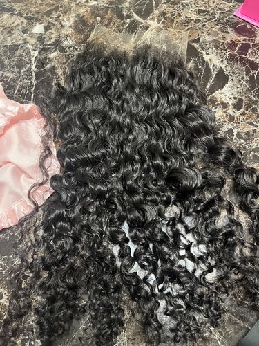 Customer photo review of Lust RAW Burmese Curly HD Closure