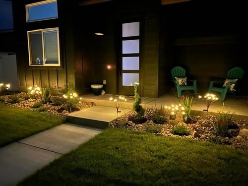 Customer photo review of Solar Firefly Sparkle Garden Lights