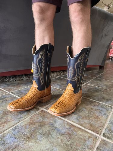 Customer photo review of R.Watson® Men's Saddle Hornback Caiman Tail Square Toe Boots RW3010-2