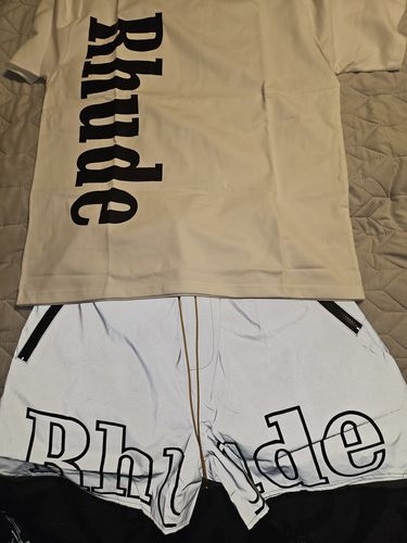 Customer photo review of RHUDE T-Shirts