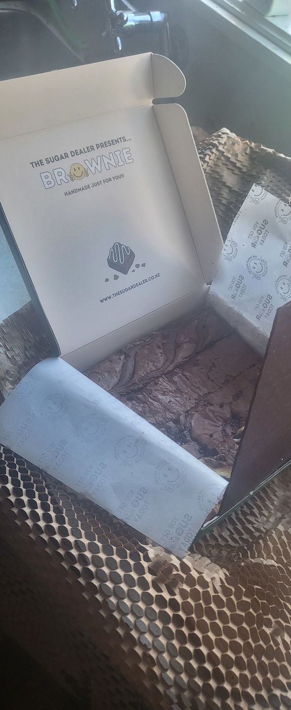 Customer photo review of Naked brownie