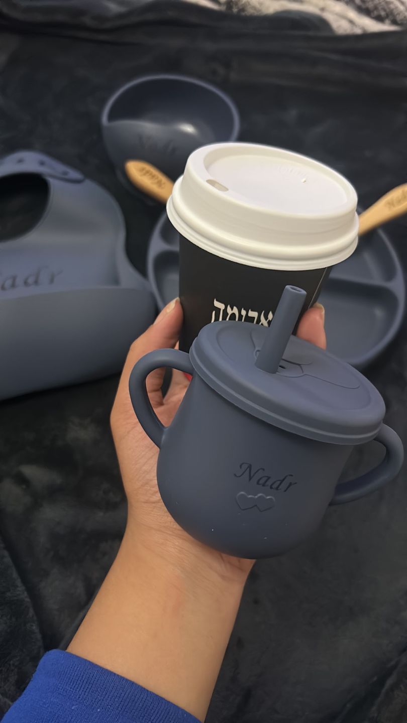 Customer photo review of סט כלי אוכל איכותי ומלא ללא BPA עם שם מותאם אישית